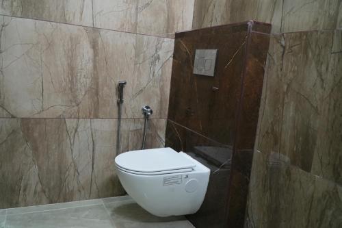 uj pallazzio business class luxury hotel