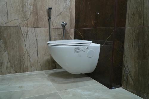uj pallazzio business class luxury hotel