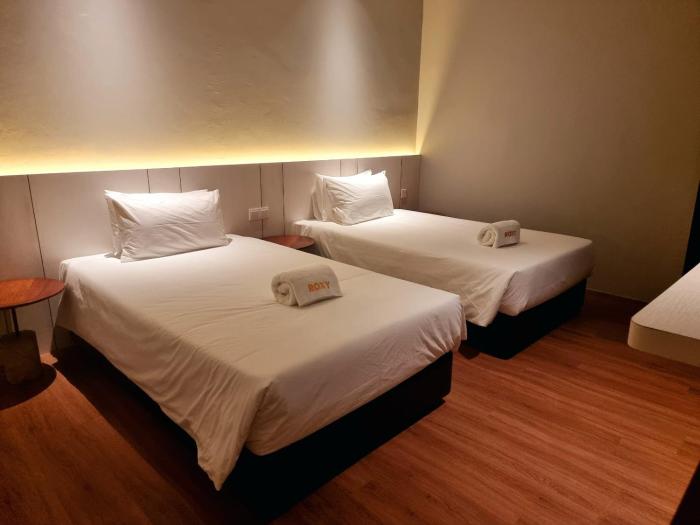 roxy hotel malihah