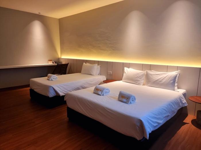 roxy hotel malihah