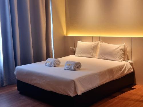 roxy hotel malihah