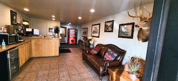 New Western Inn & Suites,,2 star