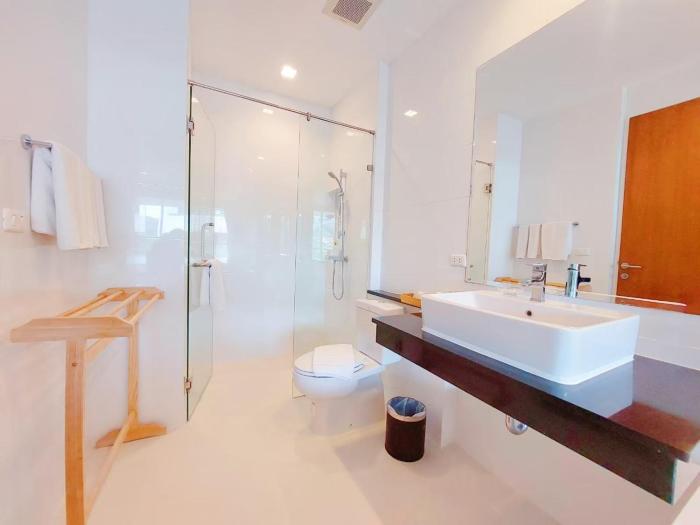 vip suite residence at tubkaak beach krabi