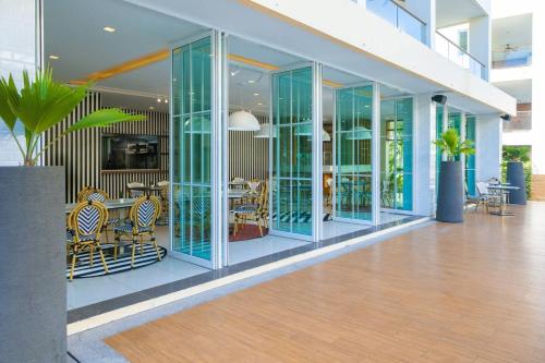 vip suite residence at tubkaak beach krabi