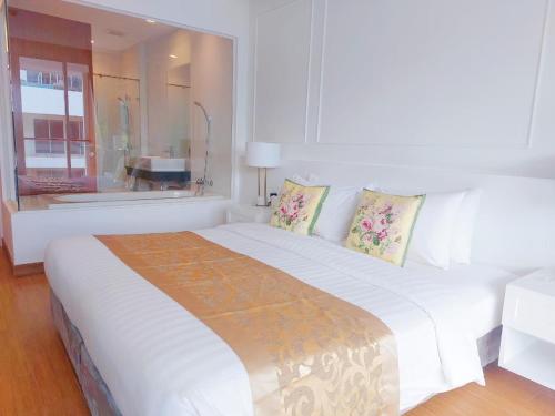 vip suite residence at tubkaak beach krabi