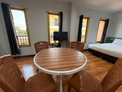 chiang kham ruk khun hotel