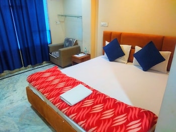 the kashi dham p guest house