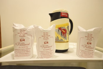 hotel the paramont plaza igi airport