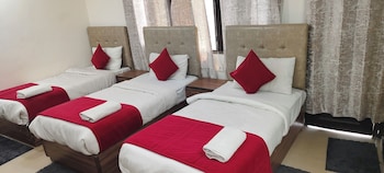 hotel the paramont plaza igi airport