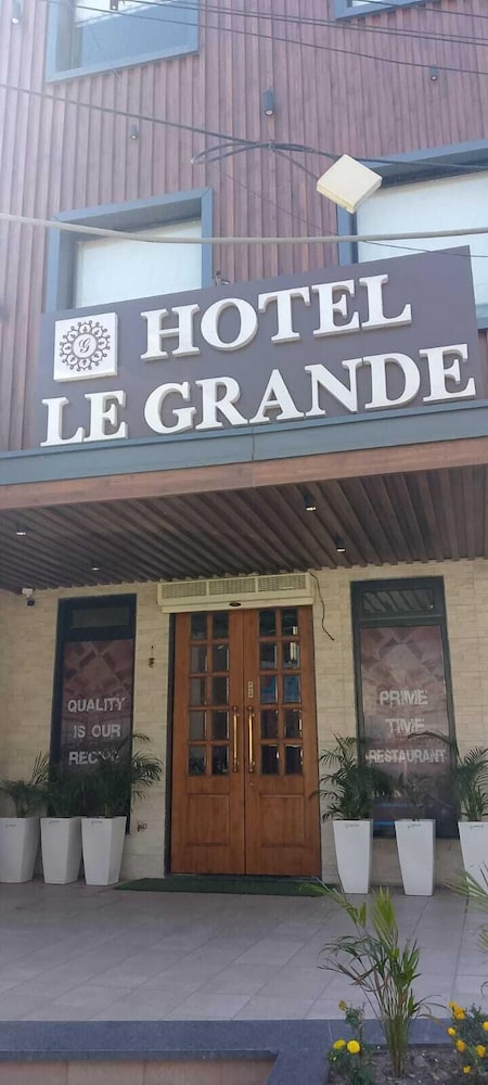hotel le grande