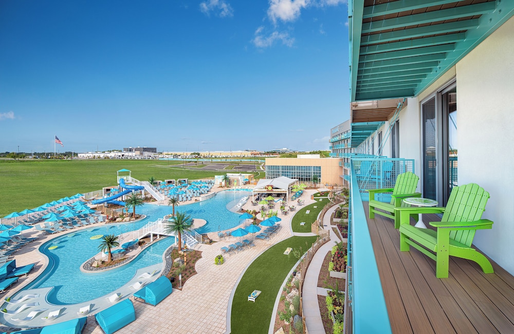 margaritaville hotel kansas city