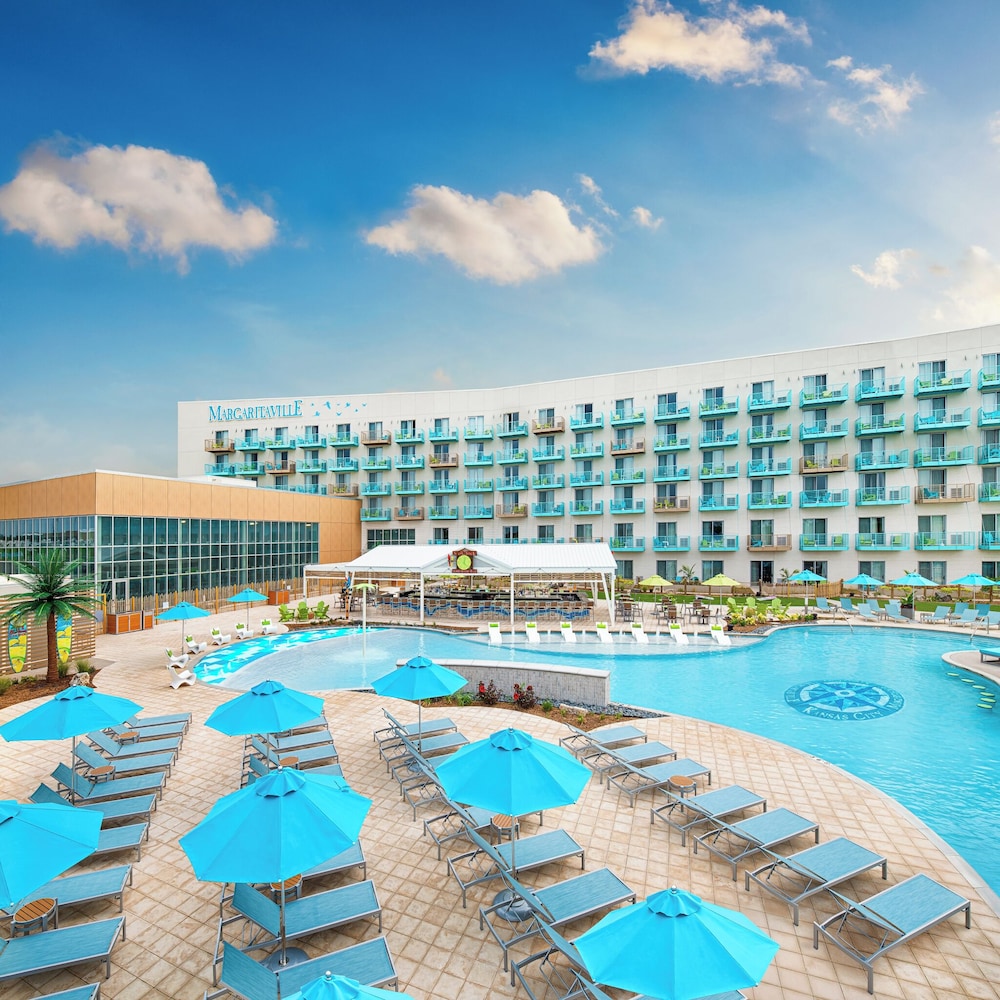 margaritaville hotel kansas city