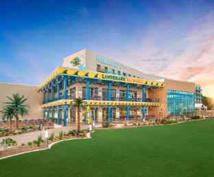 margaritaville hotel kansas city