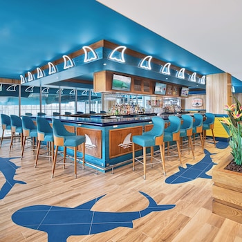 Margaritaville Hotel Kansas City,,4 star