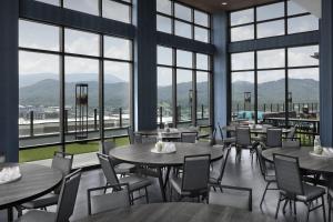 tempo by hilton pigeon forge