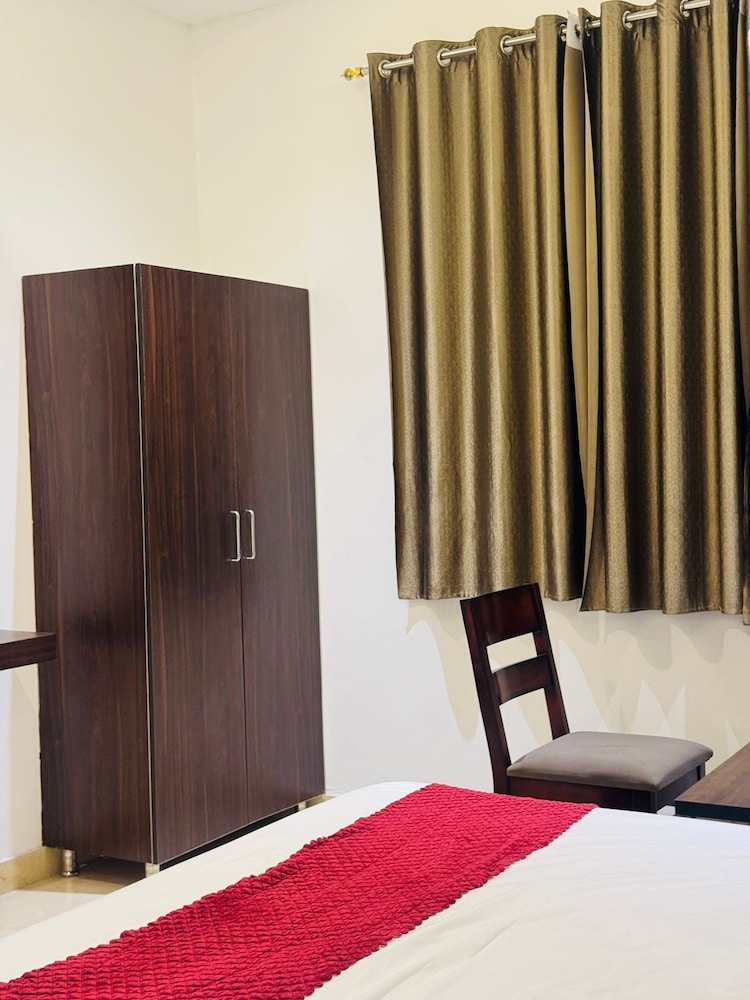 the muskmelon hotel and resort