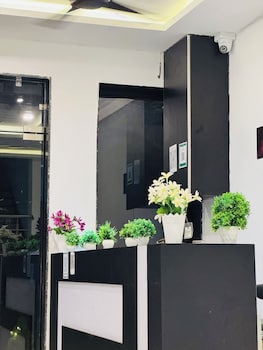 The Muskmelon Hotel And Resort,,3 star