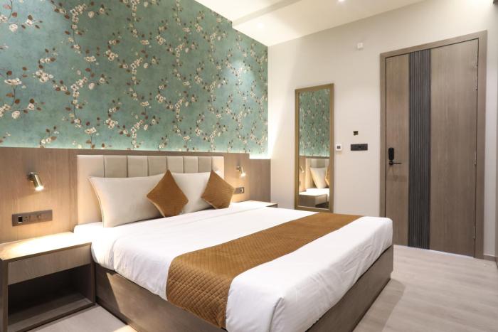 ensober kainchi dham