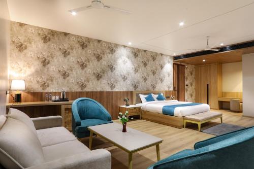 ensober kainchi dham