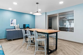 Woodspring Suites Rogers Bentonville,,3 star