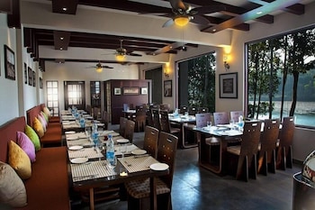 the wave wayanad resort