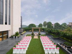 crowne plaza lucknow by ihg