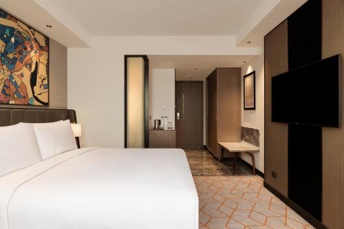 Crowne Plaza Lucknow By Ihg,,5 star