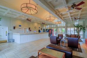 studio6 phoenix az sky harbor