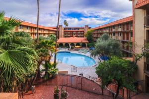 studio6 phoenix az sky harbor