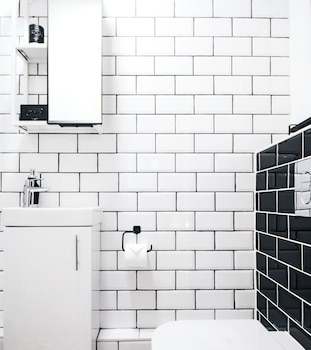 ricky road guest house premium