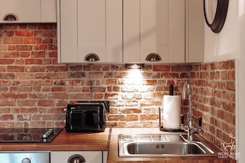 Ricky Road Guest House - Premium,,3 star