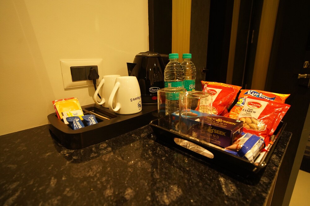 hotel square s
