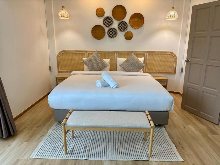 charm hostel at pratumnak