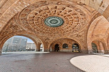 placemakr downtown pittsburgh at the pennsylvanian