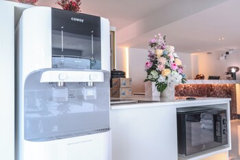 near don mueang hotel