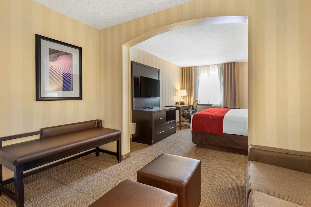 comfort suites highlands ranch denver tech center area