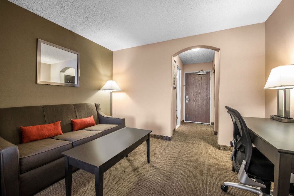 comfort suites highlands ranch denver tech center area