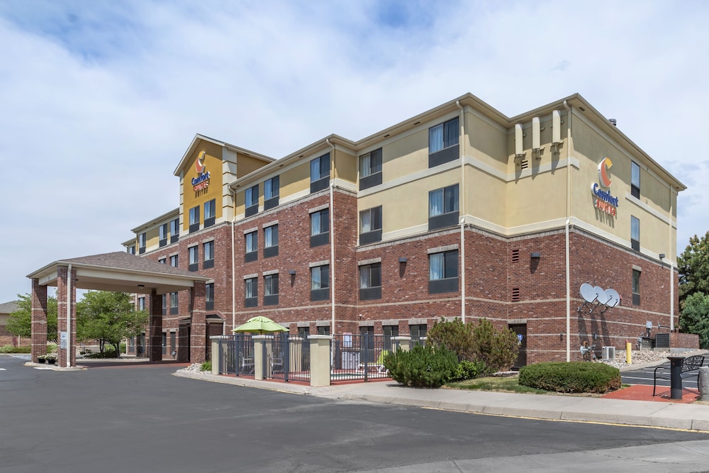 comfort suites highlands ranch denver tech center area