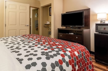 econo lodge hillsboro i 35