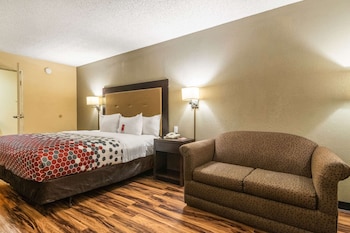 econo lodge hillsboro i 35