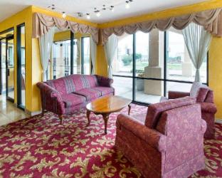 econo lodge hillsboro i 35