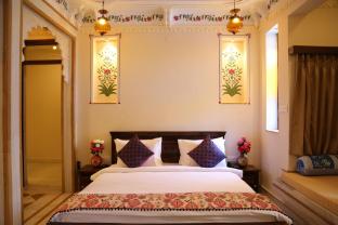 sinclairs palace retreat udaipur