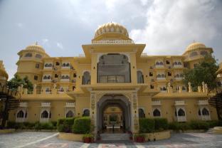 sinclairs palace retreat udaipur