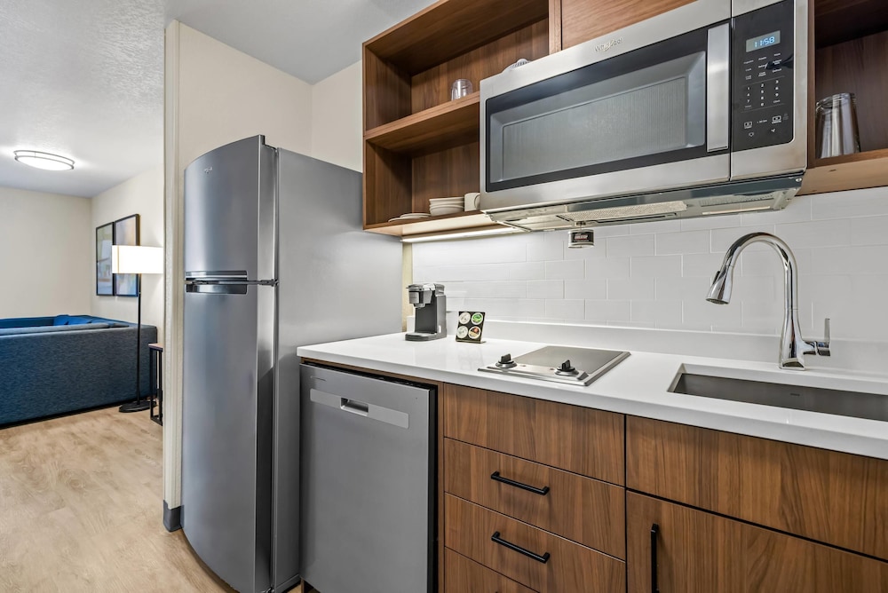 everhome suites rochester greece