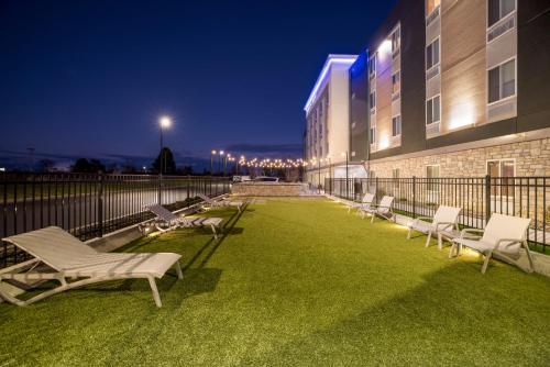 everhome suites rochester greece