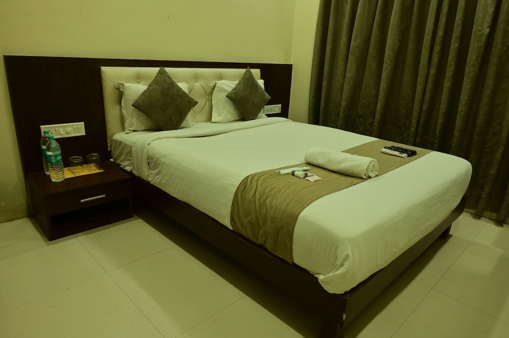 hotel twinkle regency