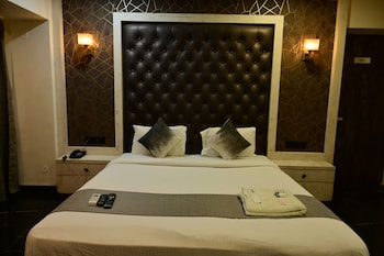 hotel twinkle regency