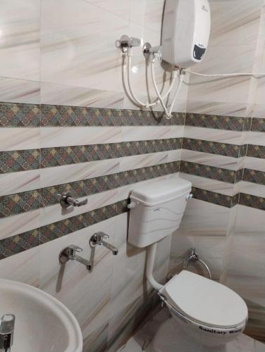 geeta teerth guest house