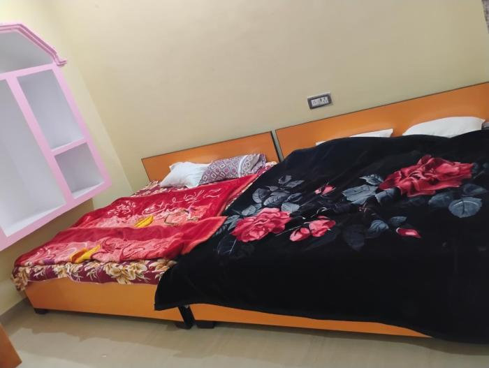 geeta teerth guest house