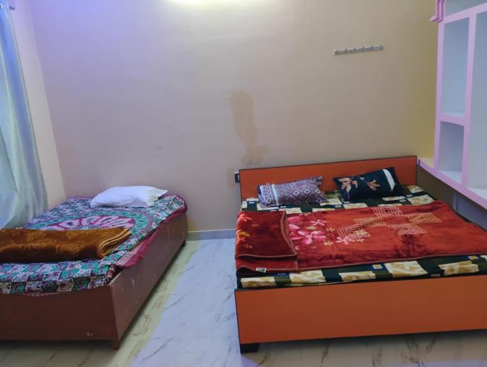 geeta teerth guest house